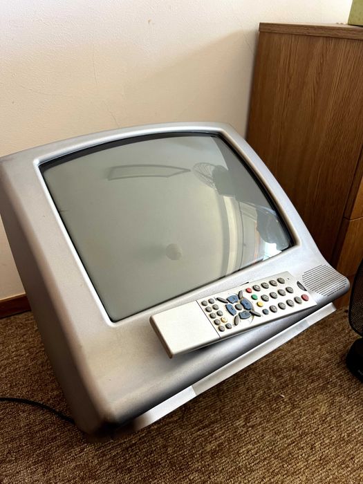 Televisor CRT - 35 Cm