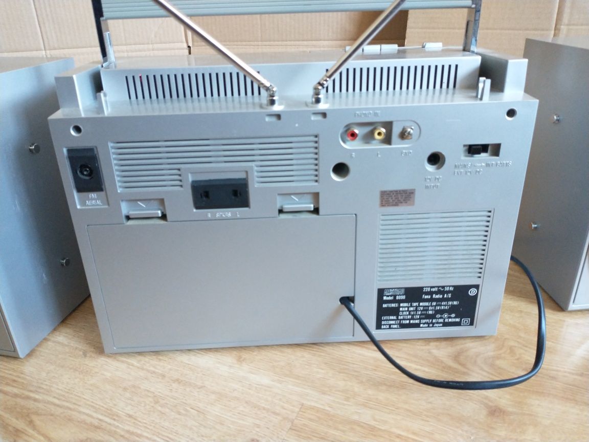 Radiomagnetofon Amstrad 8090 boombox Walkman lata 80.