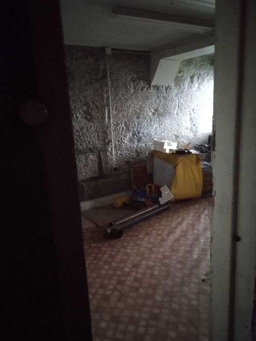 Casa em pedra para restauro