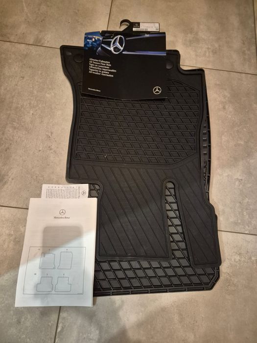 Dywaniki nowe oryginał Mercedes E W213 r.16-23