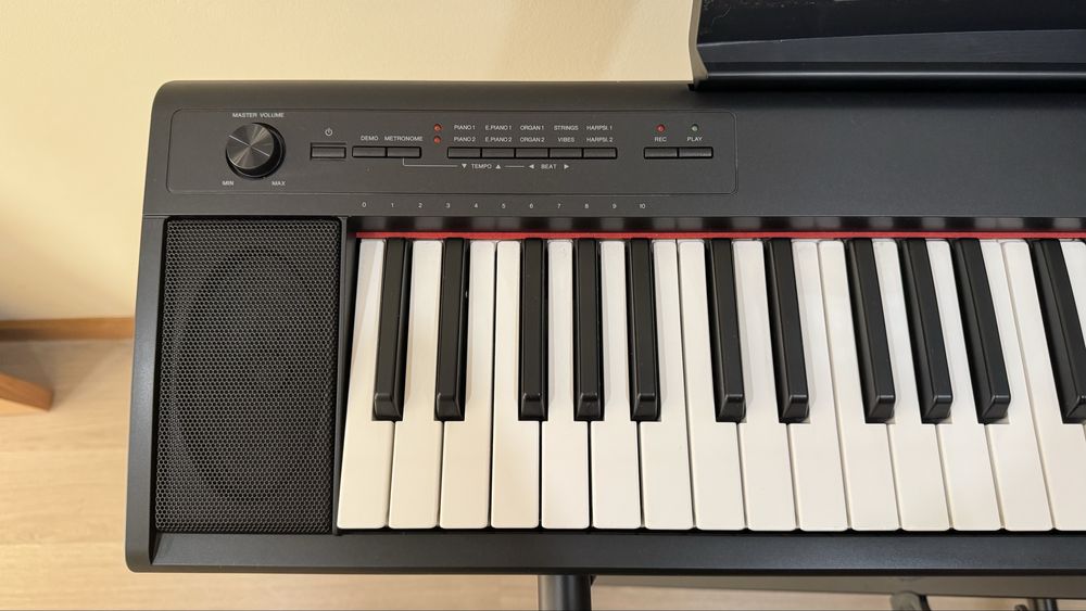 Teclado digital Yamaha como novo com suporte