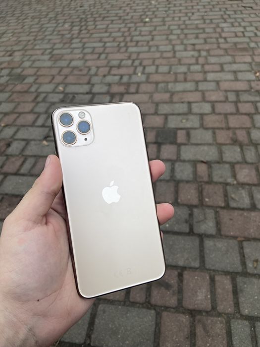 iPhone 11 Pro Max 64 GB — идеальное состояние!