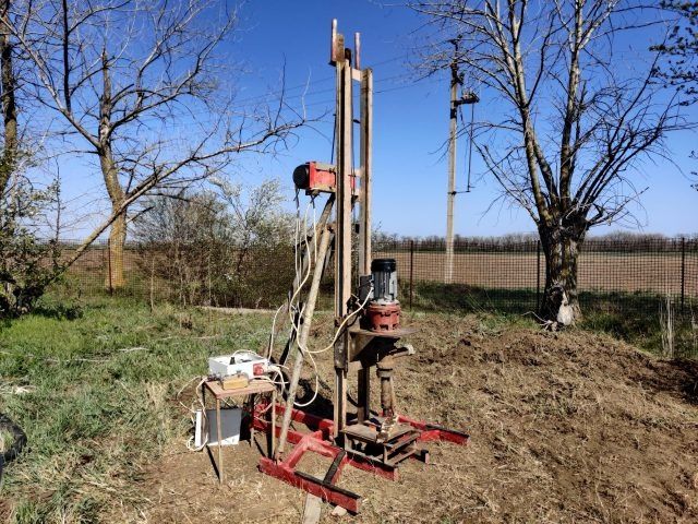 Професійне буріння свердловин, скважина Труба125-ка Глибині насоси