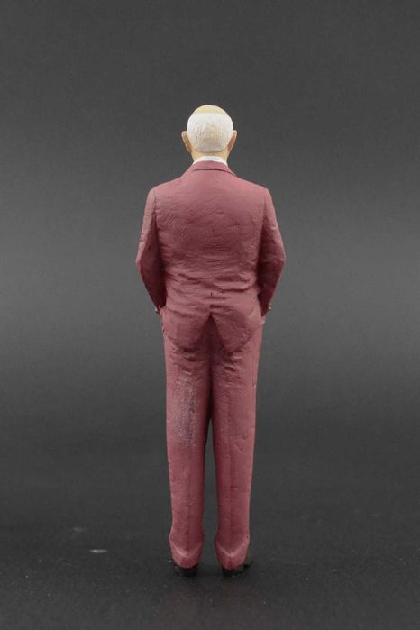 Gustaf Larson Figurka 1:18 Volvo PV36 BoS