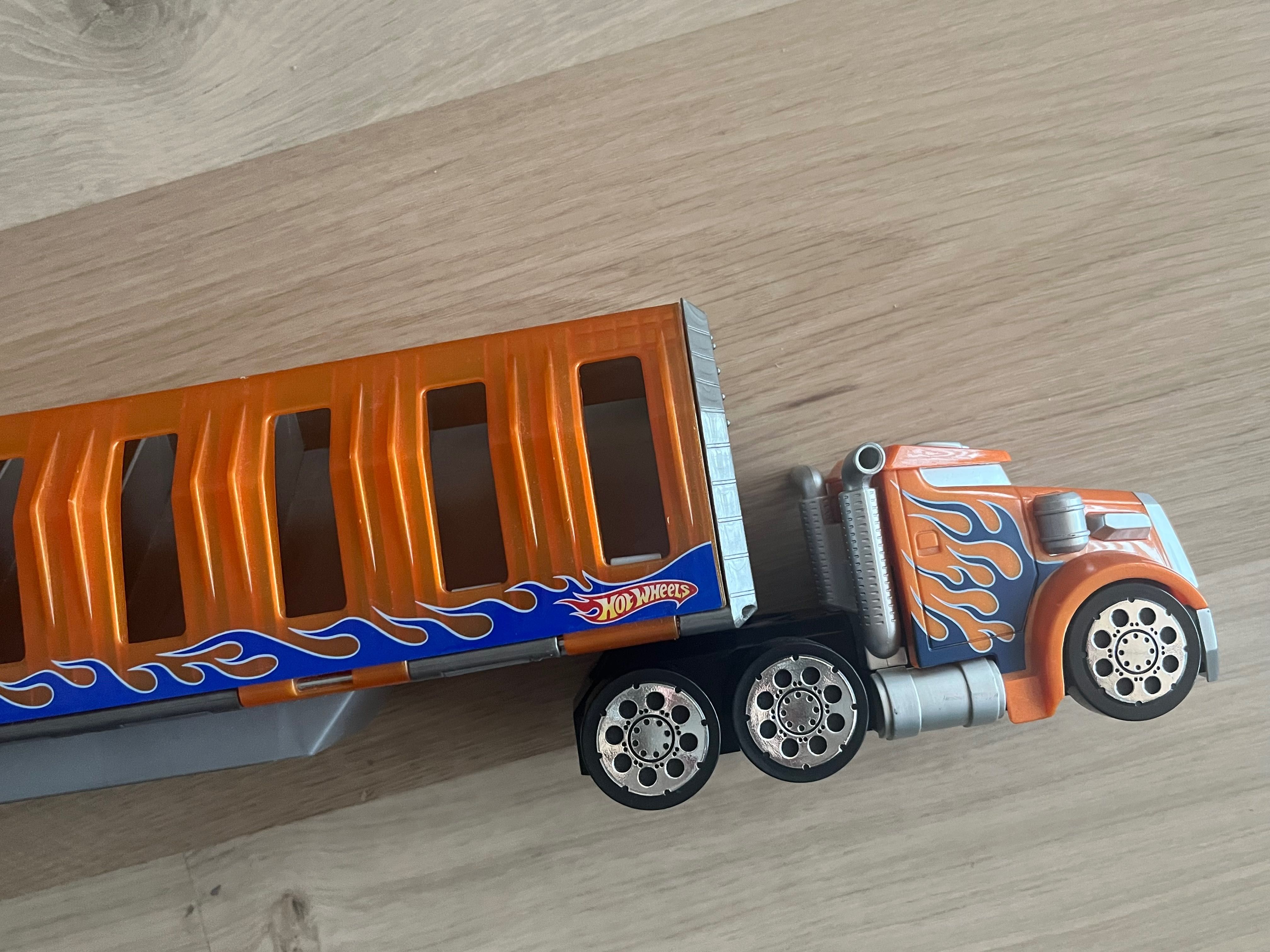 Ciężarówka Hot Wheels do przewozu autek