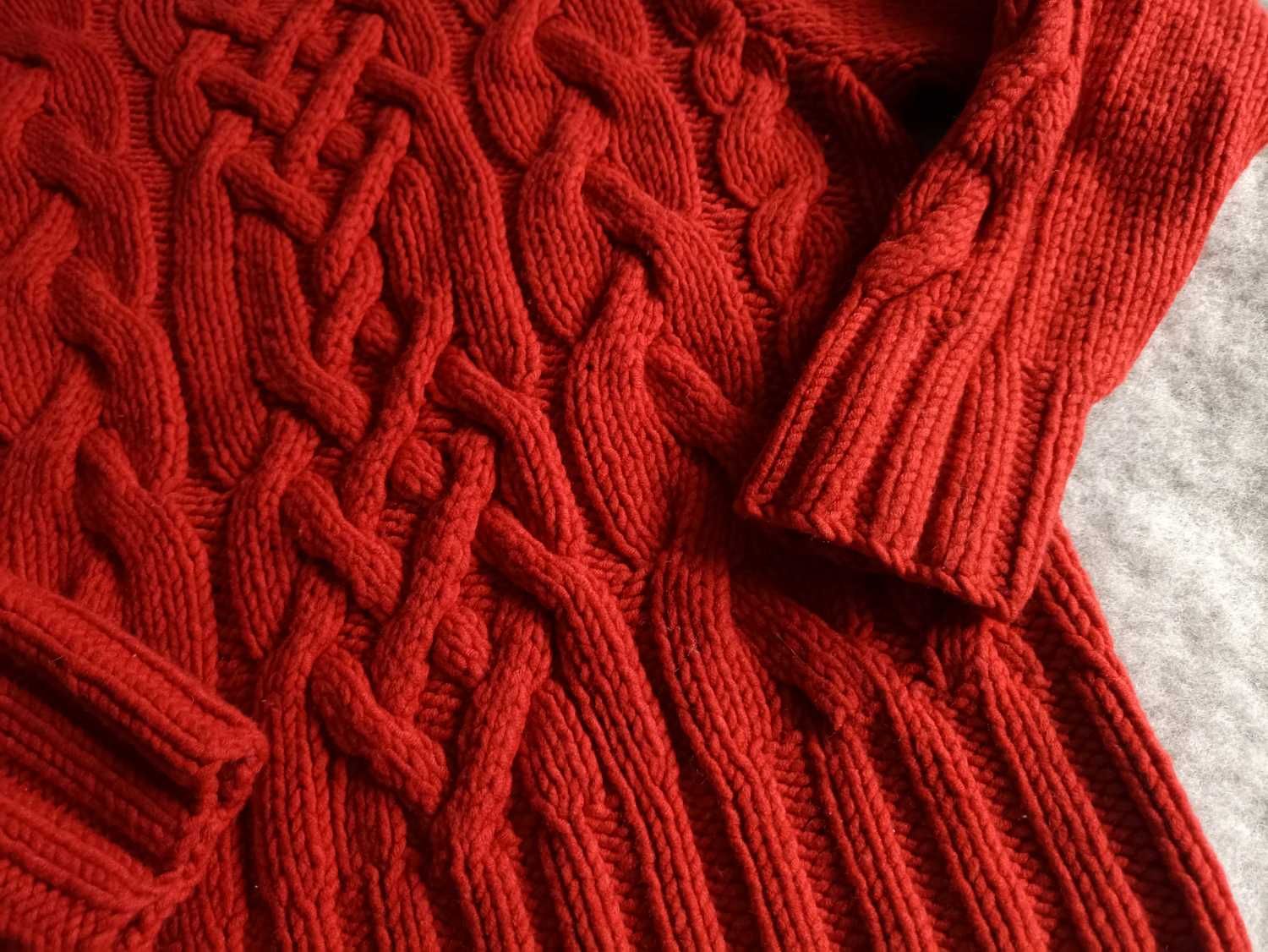 Gruby czerwony sweter półgolf warkocze wełna marks&spencer