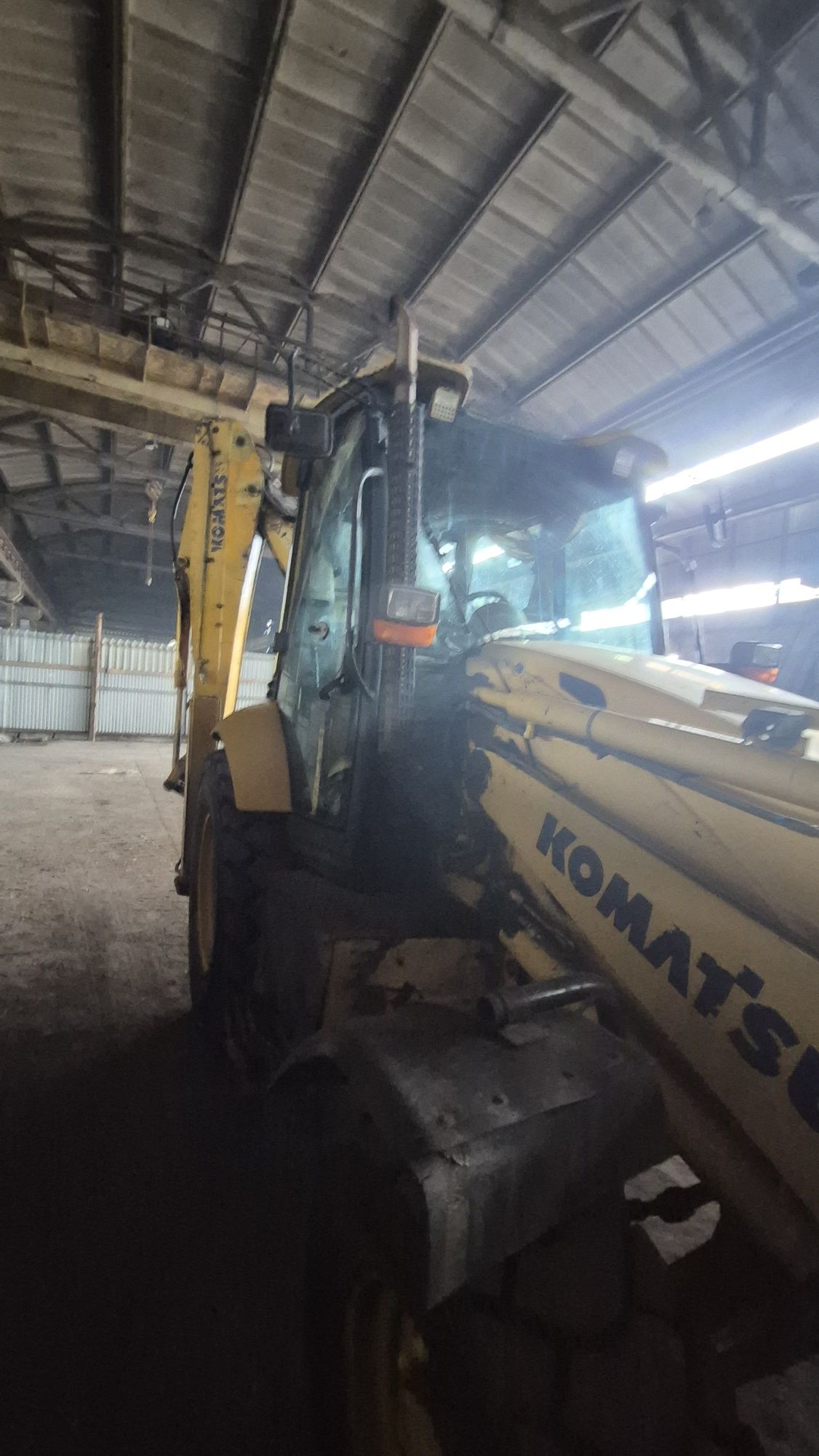 Komatsu вб-97 r5