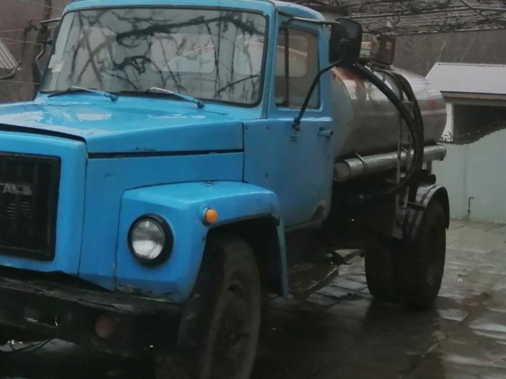 Автоцестерна бензовоз газ 53 4 секции цистерна Днепр