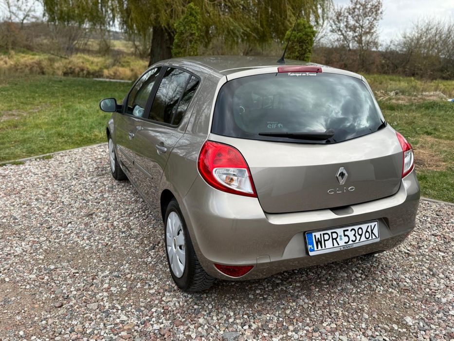 Renault Clio 1.5dci zadbane, niski przebieg
