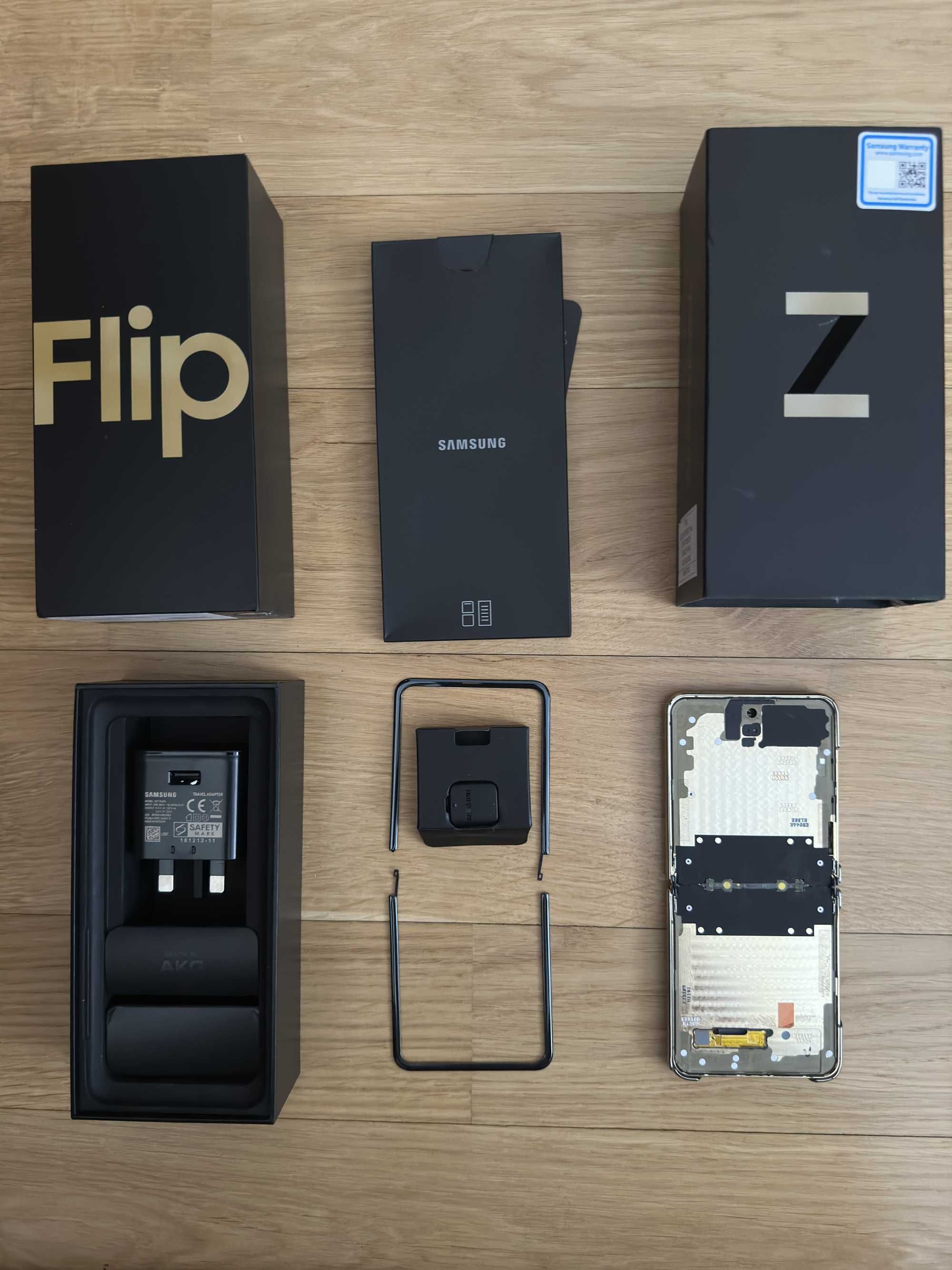 Samsung Galaxy Z Flip 5G, 256Gb, 3 szt., uszkodzony wyświetlacz