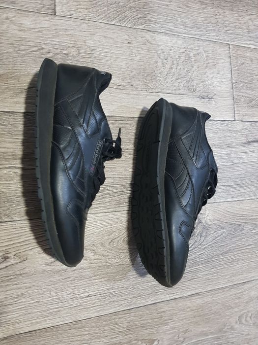 Reebok classic 43