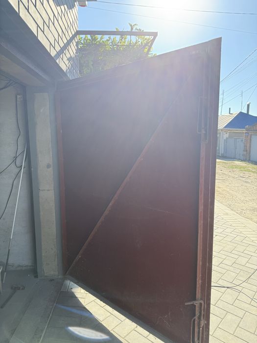 Продам ворота ширина 3 высота 2 метра