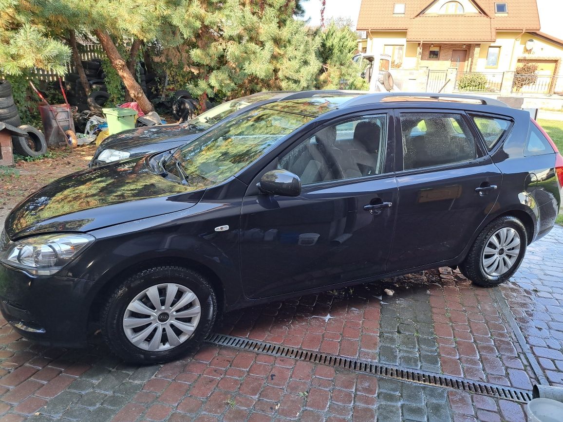 Piękna kia cee d 1.4 benzynka z Niemiec 2011r 127tys.km