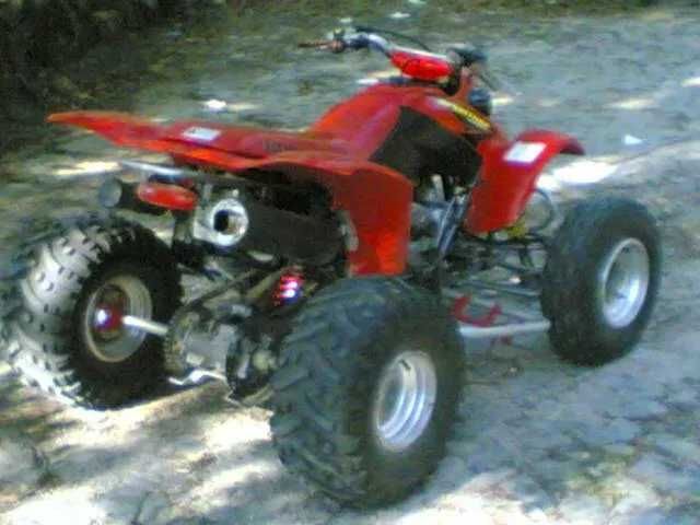 Moto 4 - Honda TRX 400 matriculada