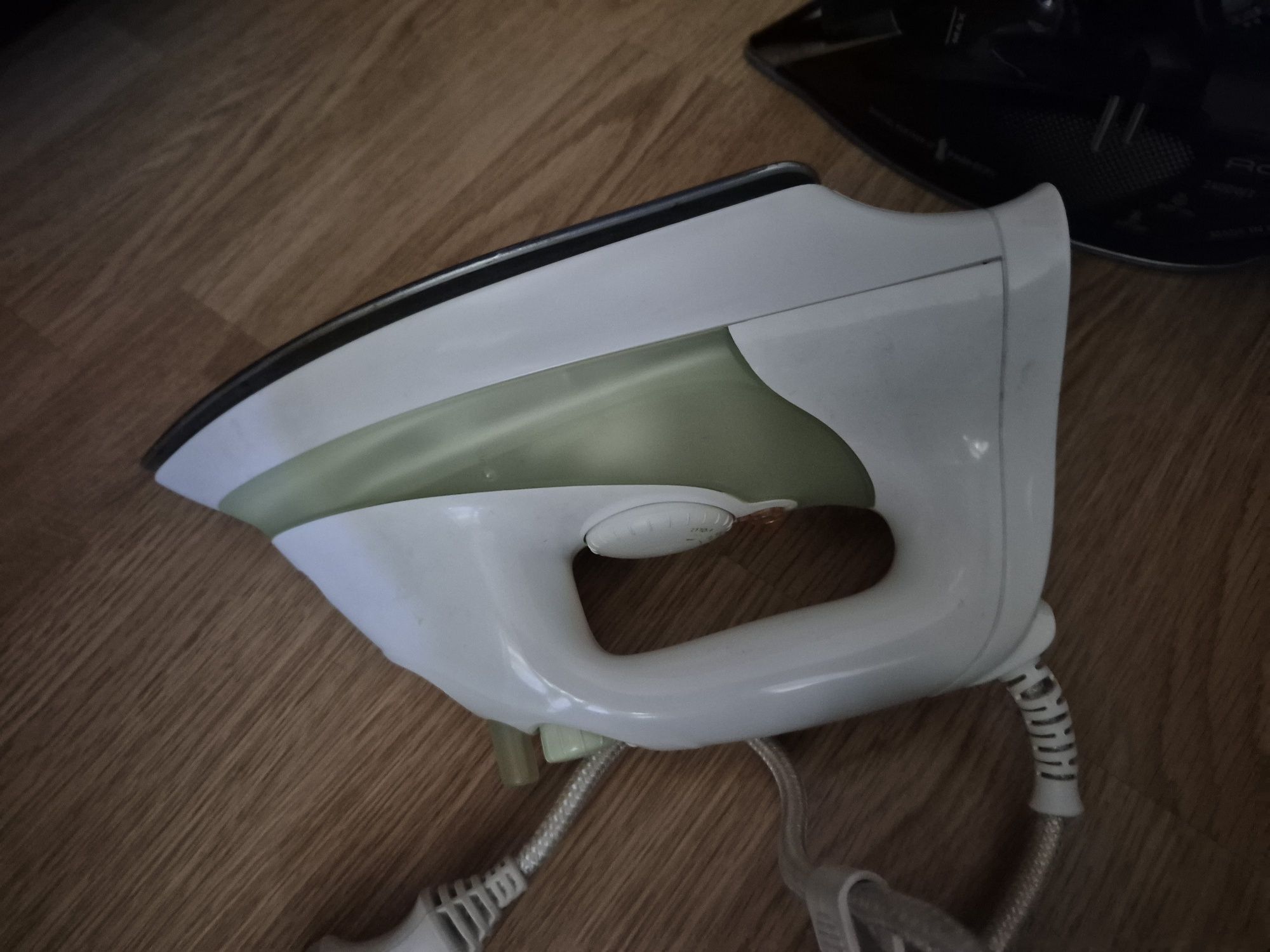 Праска PHILIPS дешево