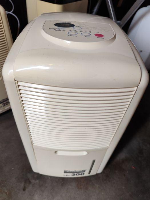 Осушувач повітря, вологопоглинач