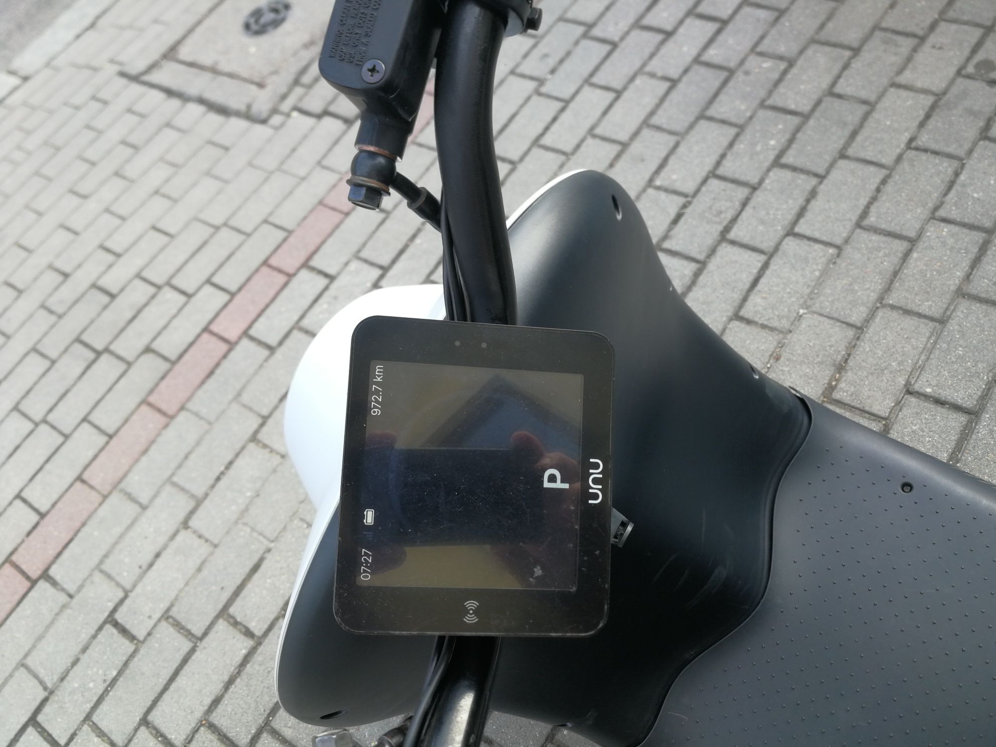 UNU SCOOTER PRO 4KW skuter elektryczny