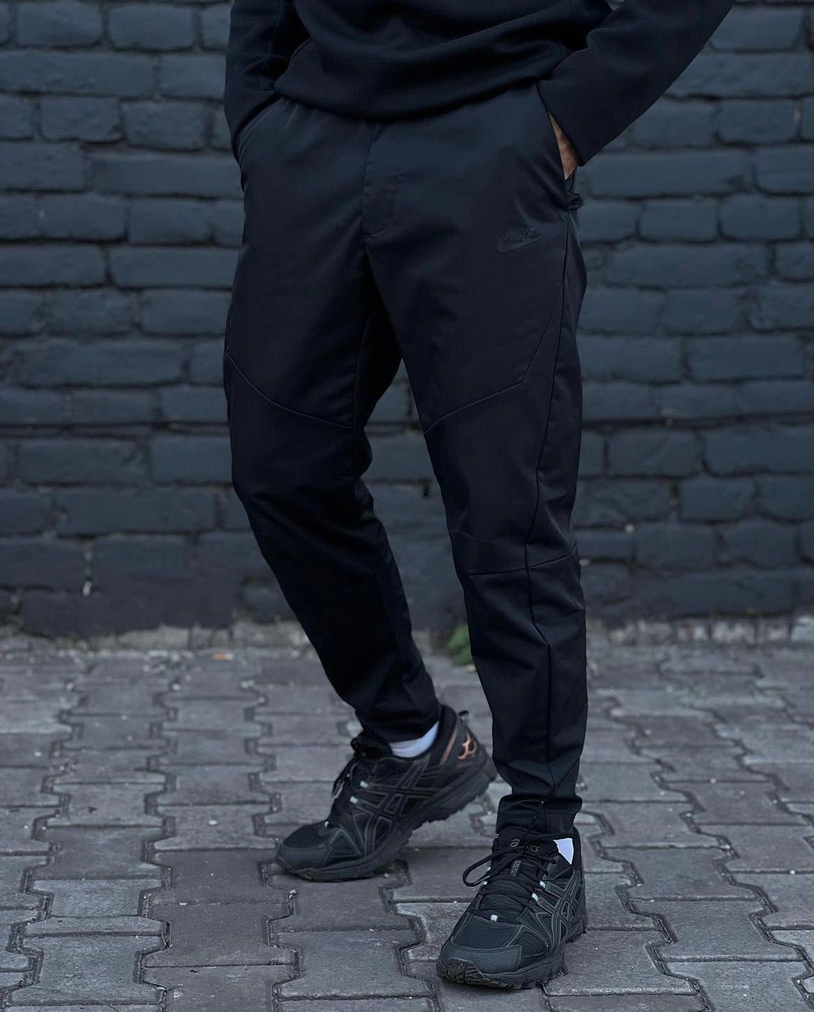 Штани Nike Tech essentials pants . Розмір - S