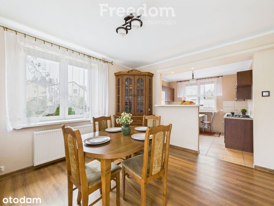 Dom w Olsztynku z ogrodem i tarasem