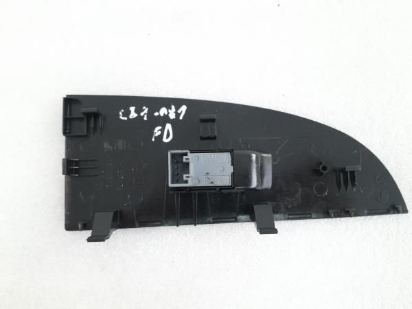 Comando / botão / interruptor vidros frente direito SEAT Leon (1P1)