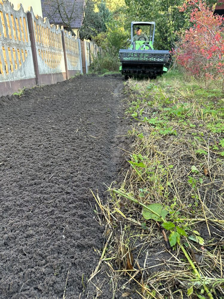 Usługi ładowarką/Glebogryzarka separacyjna/Avant 528,Multione
