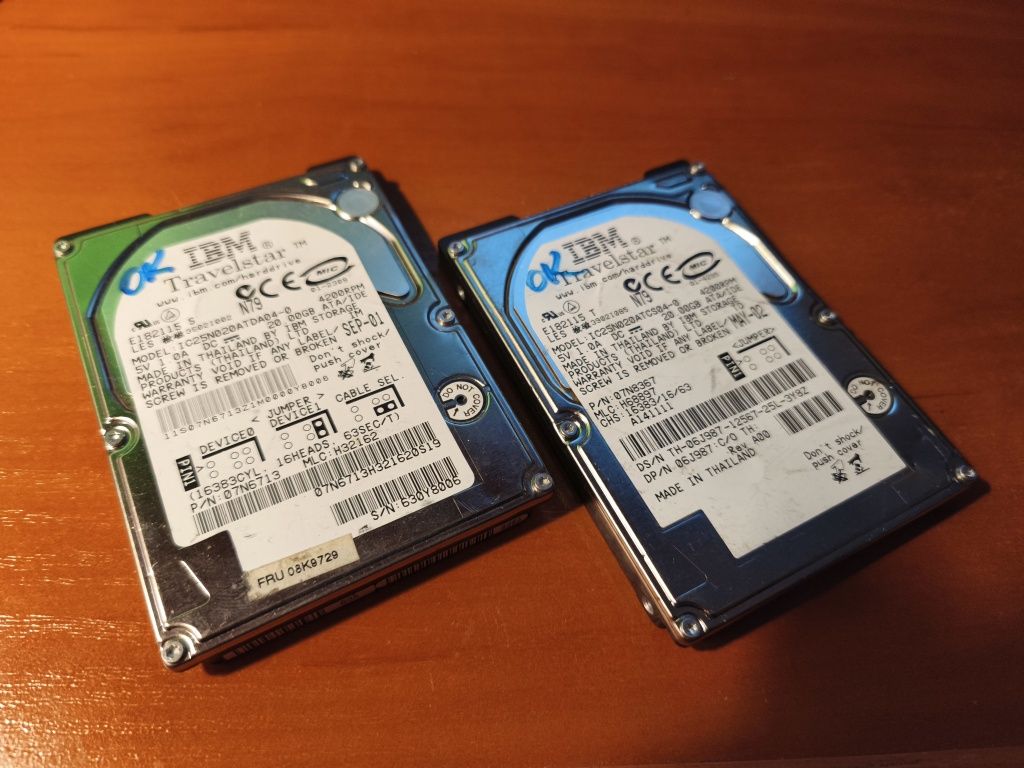 sprzedam 2szt dysk 2.5 cala IDE Pata 20GB IBM