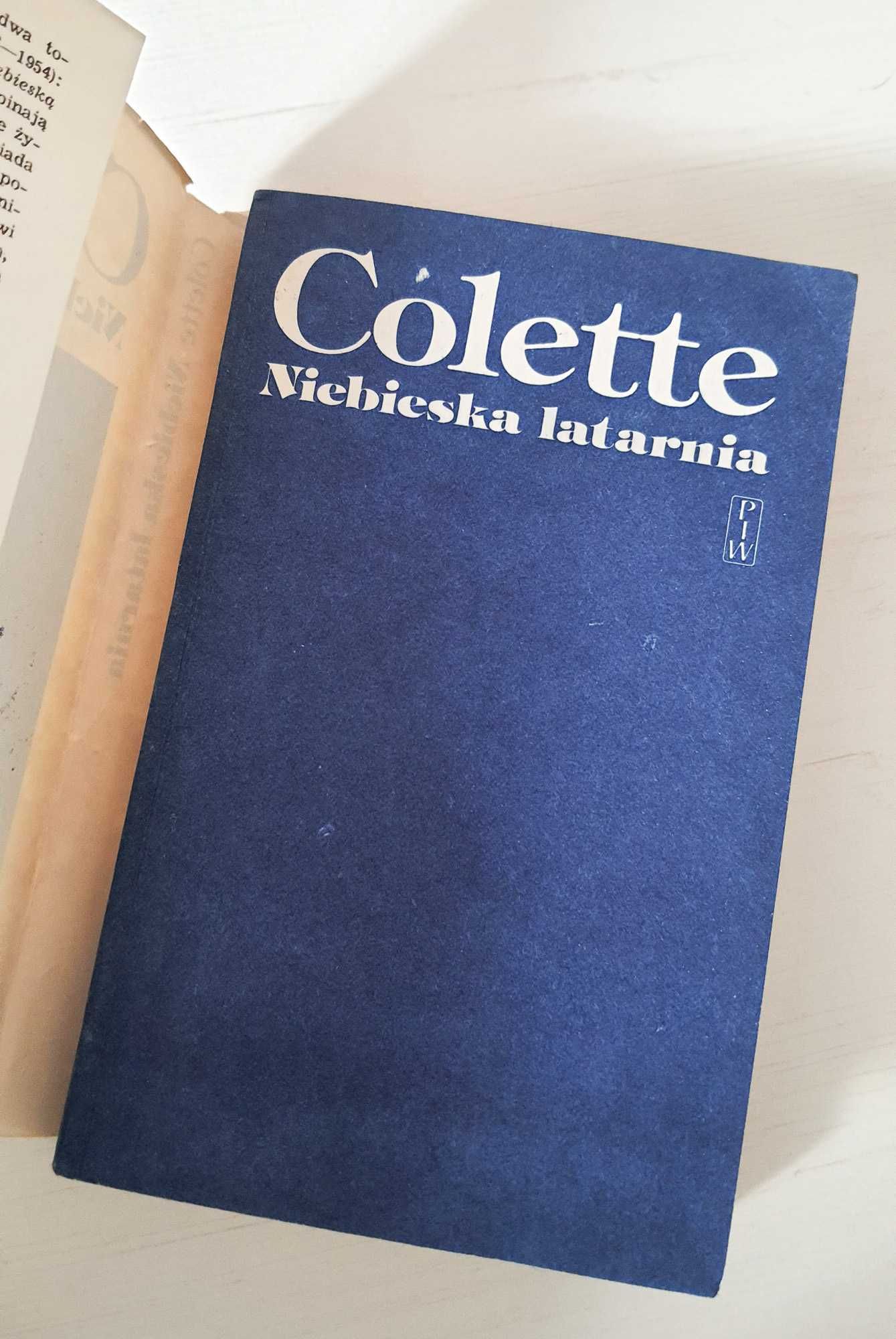 Niebieska latarnia COLETTE