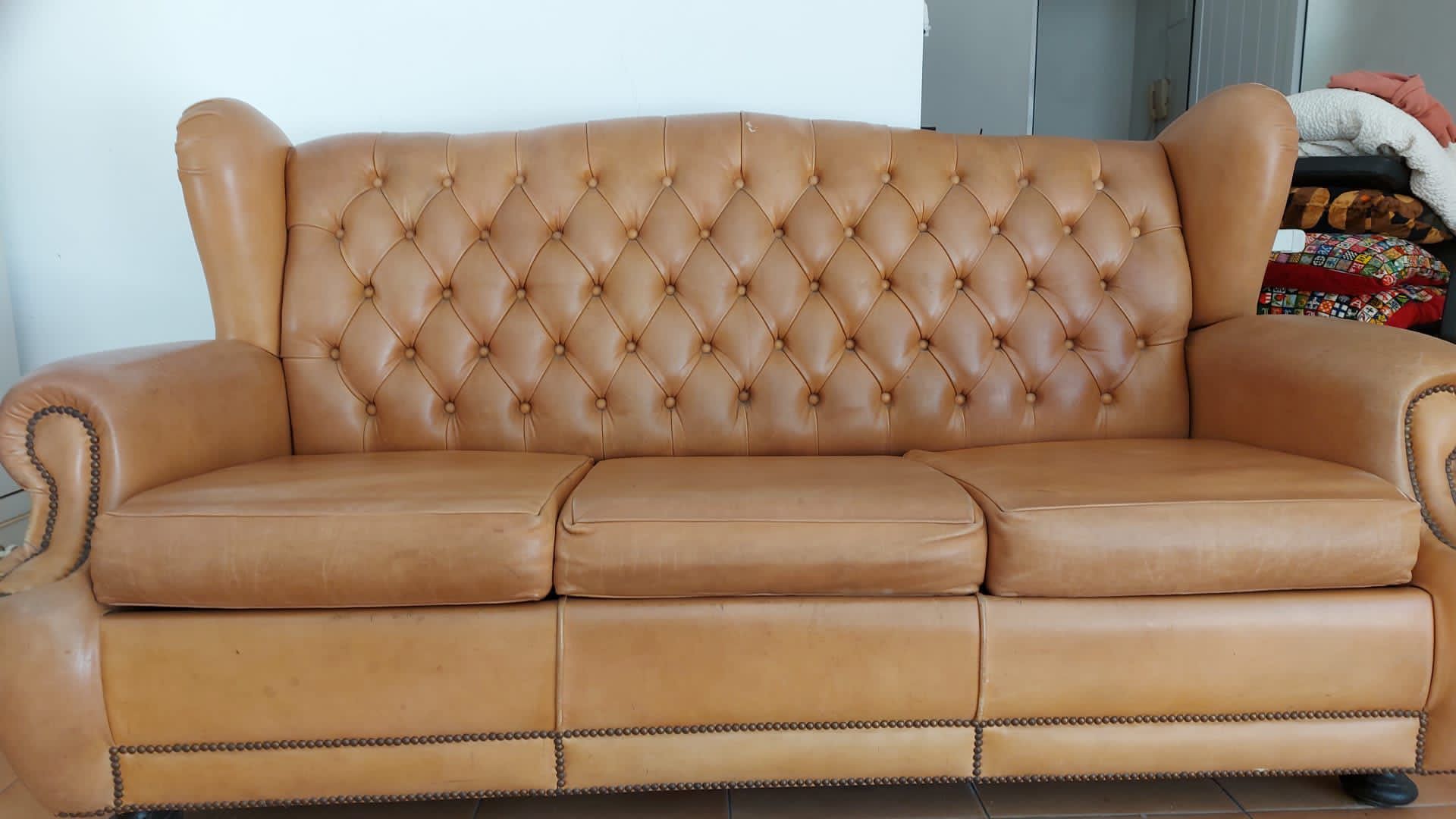 Sofa cama couro vintage