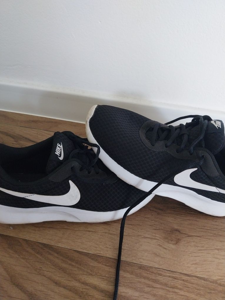 Buty nike o rozmiarze 40