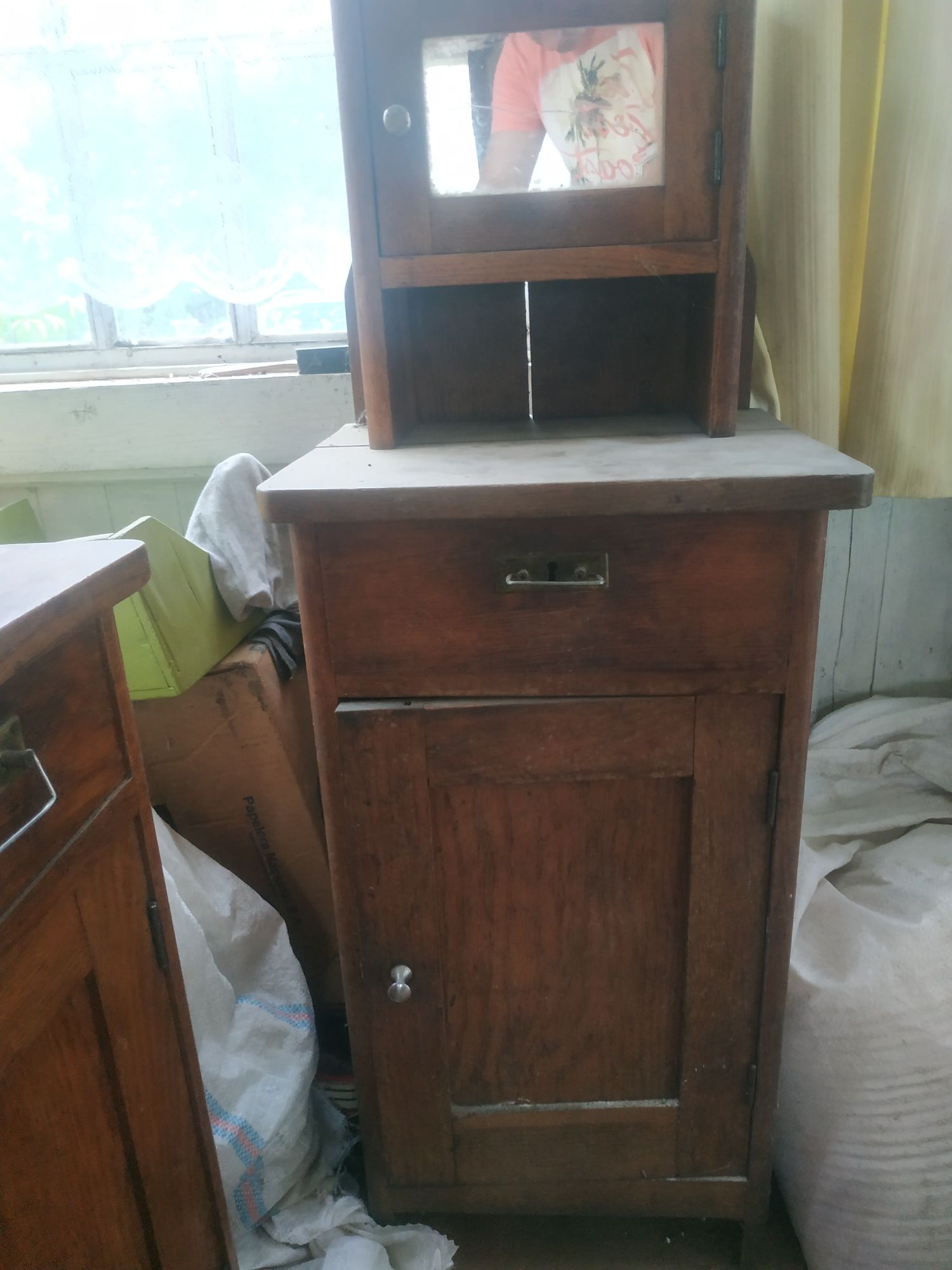 Комод дерев'яний ,антикварний
