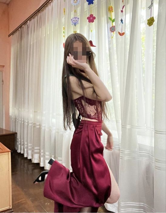 Продам випускну сукню