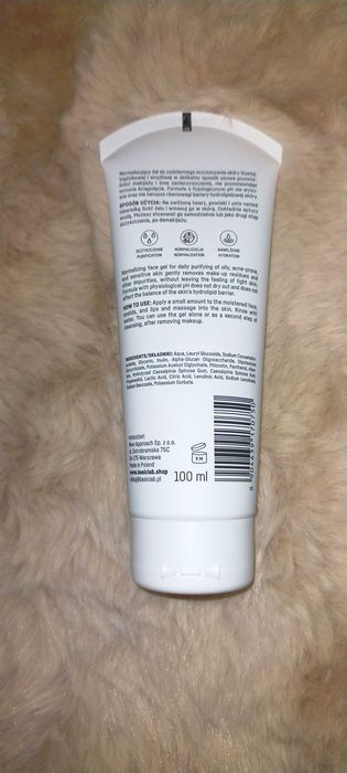 Nowy BasicLab Żel Oczyszczający
