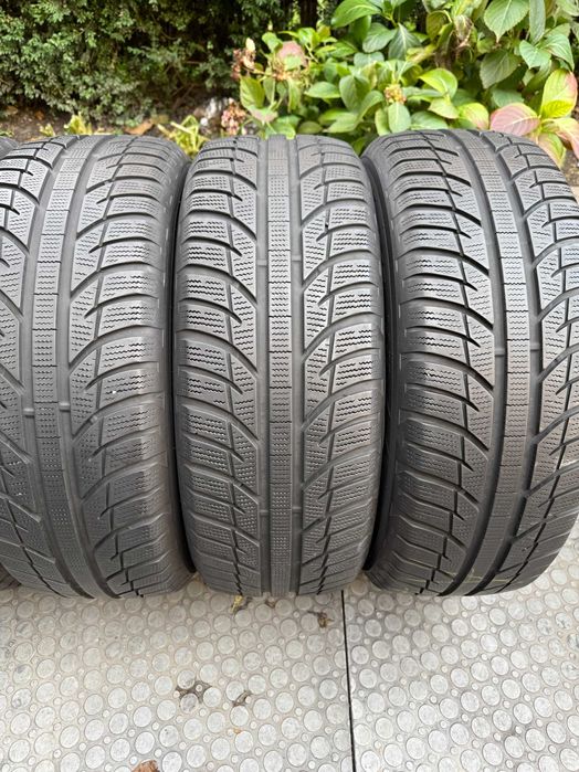 215-60 R16 99H Toyo Snowprox 2023 4шт