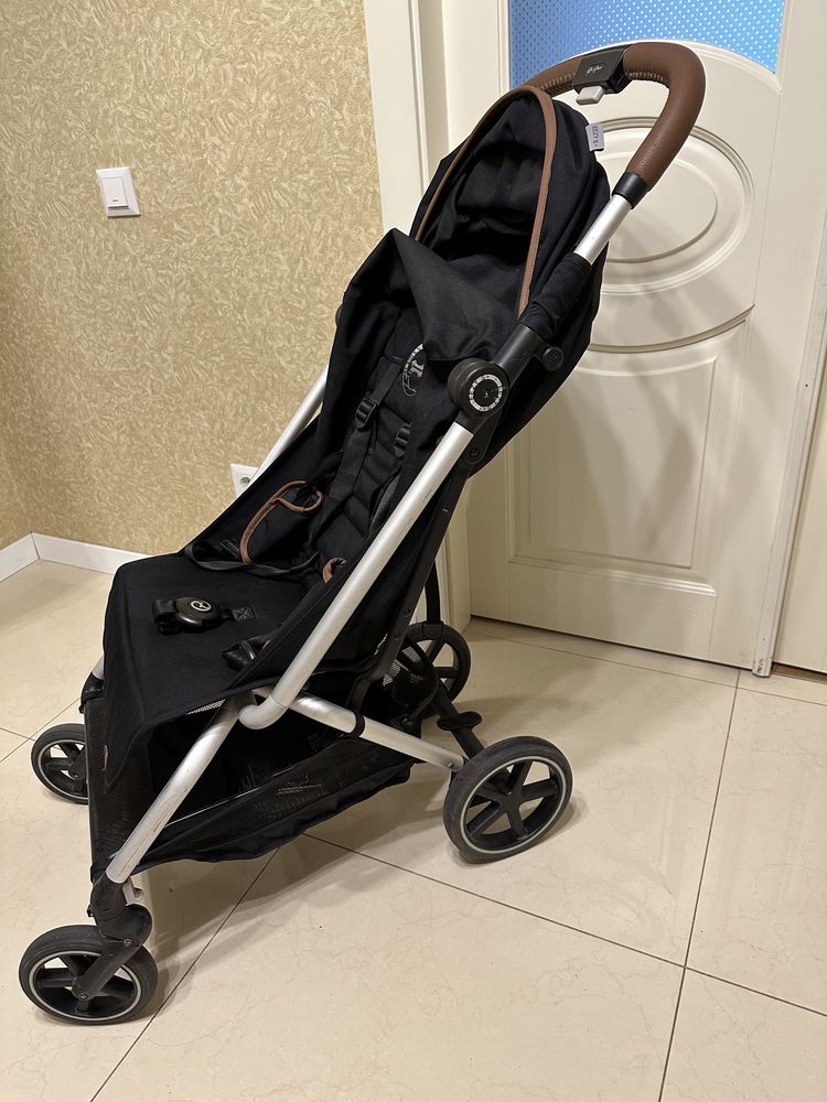 Прогулочная коляска cybex