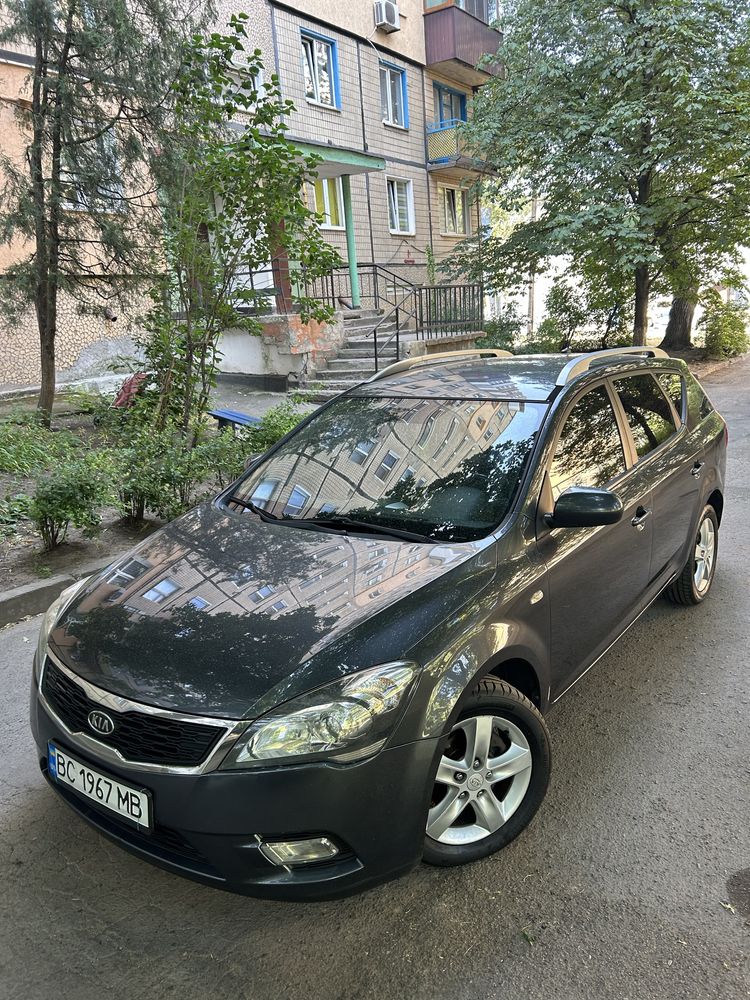 KIA Ceed 1,6 diesel !
