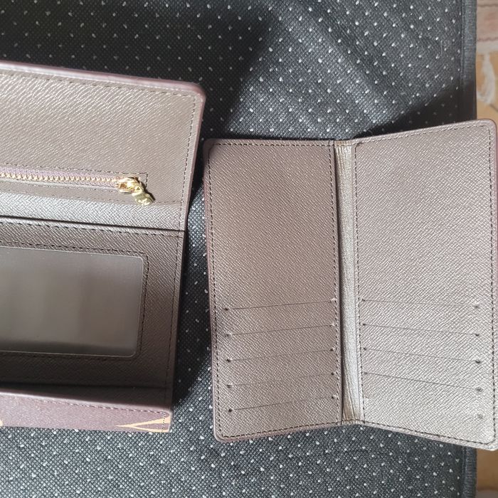 Modny portfel Louis Vuitton