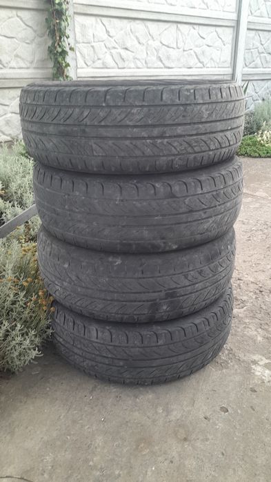Продам покрышки премиори р14 185