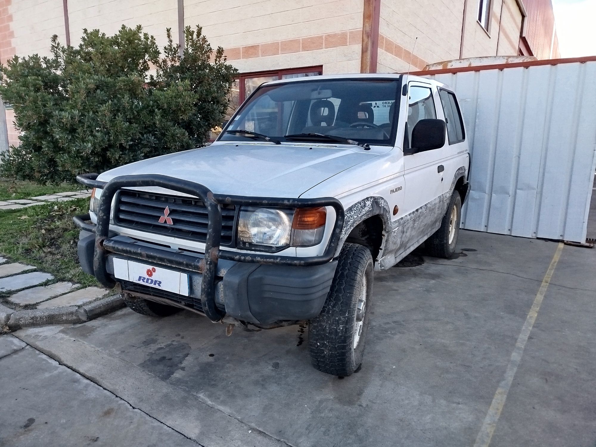 Mitsubishi Pajero 2.5