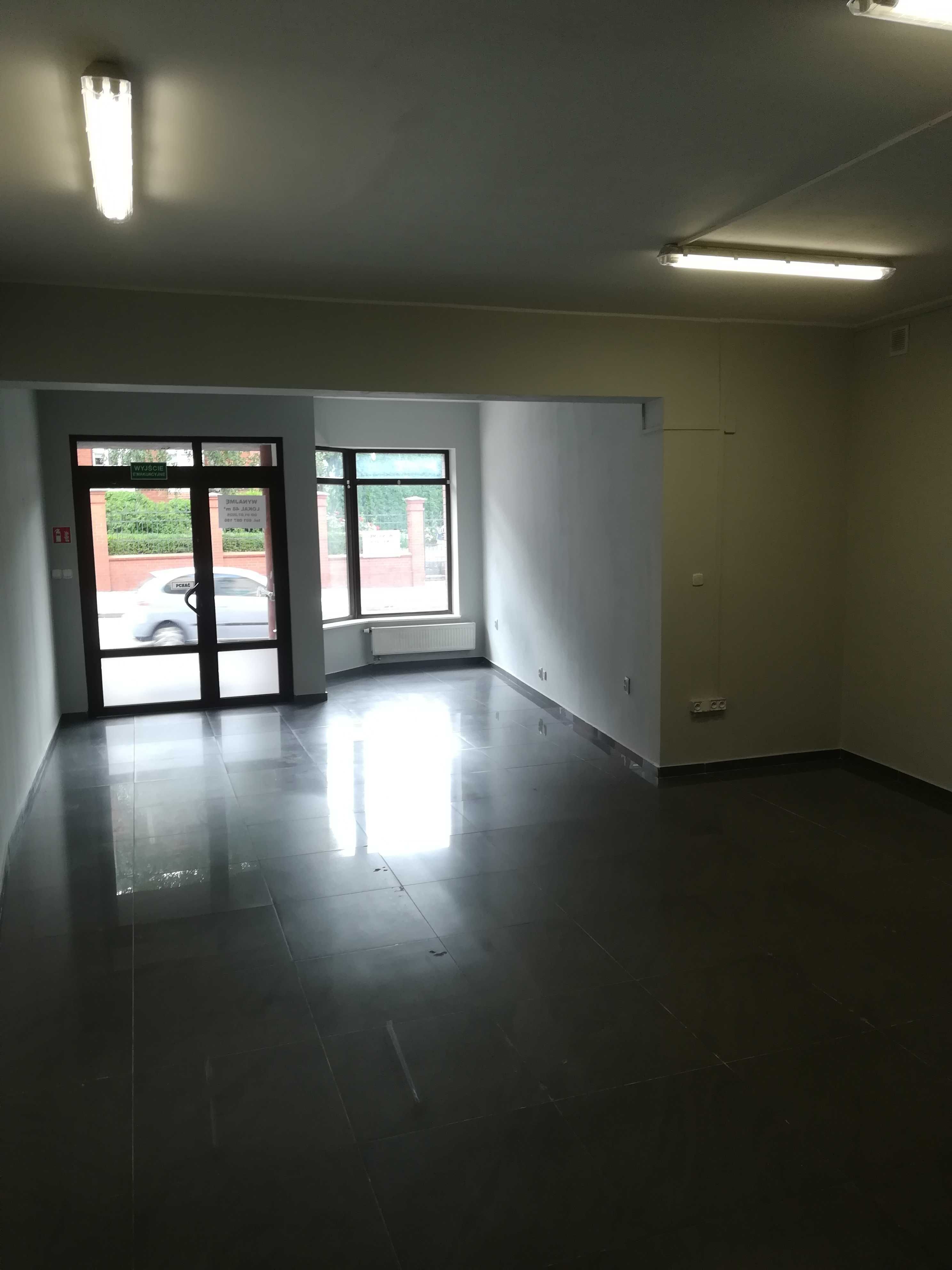 lokal do wynajęcia 48 m2 w centrum Starogardu Gd.