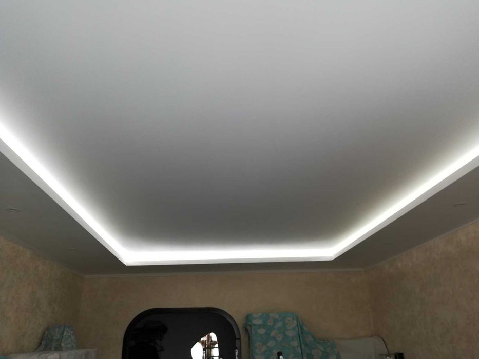Натяжні Стелі  Різної Складності.