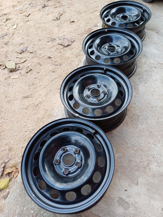 Felgi stalowe 16" 5x112 6,5J et50 VW Golf 6 VW Touran Jetta Sharan