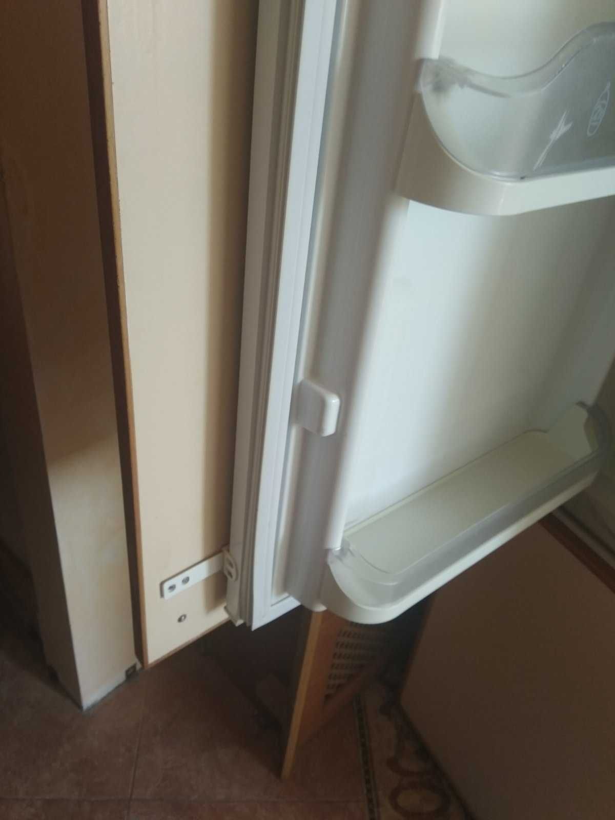 продам холодильник б/у