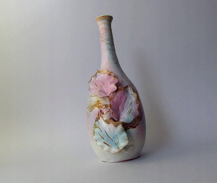 ceramika artytsyczna piękny wazon ornamet floralny