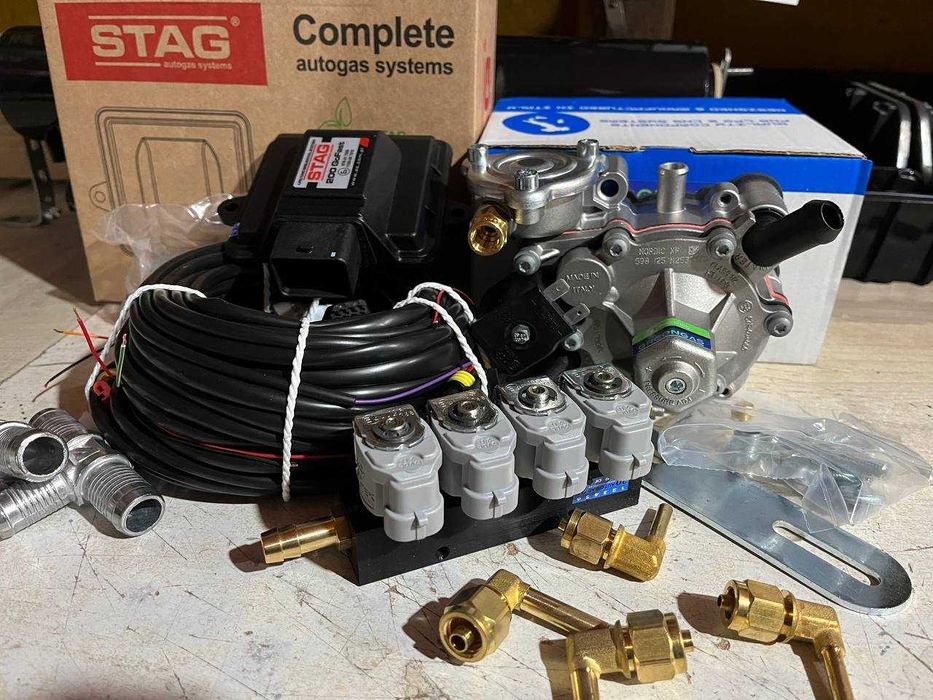 ГБО газ установка на авто монтаж комплект газовой установки 4-6-8ц