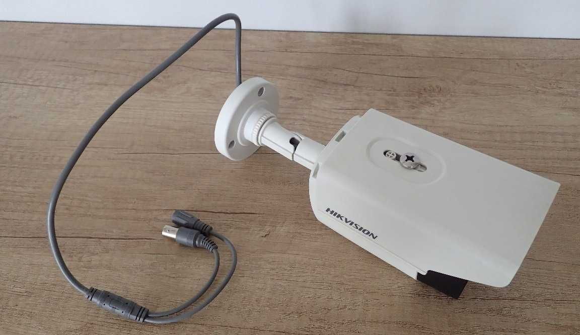 Kamera zewnętrzna Hikvision DS-2CE16D0T-IT3 3,6 mm - Używana