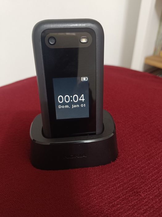 Nokia Flip 2660 com craddle