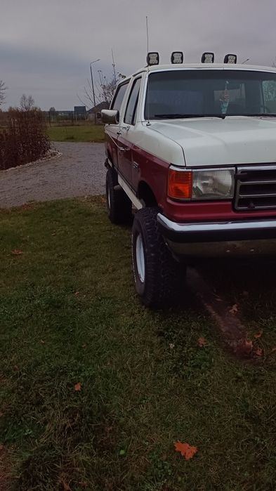 Ford Bronco II full size 5.0 V8 4x4