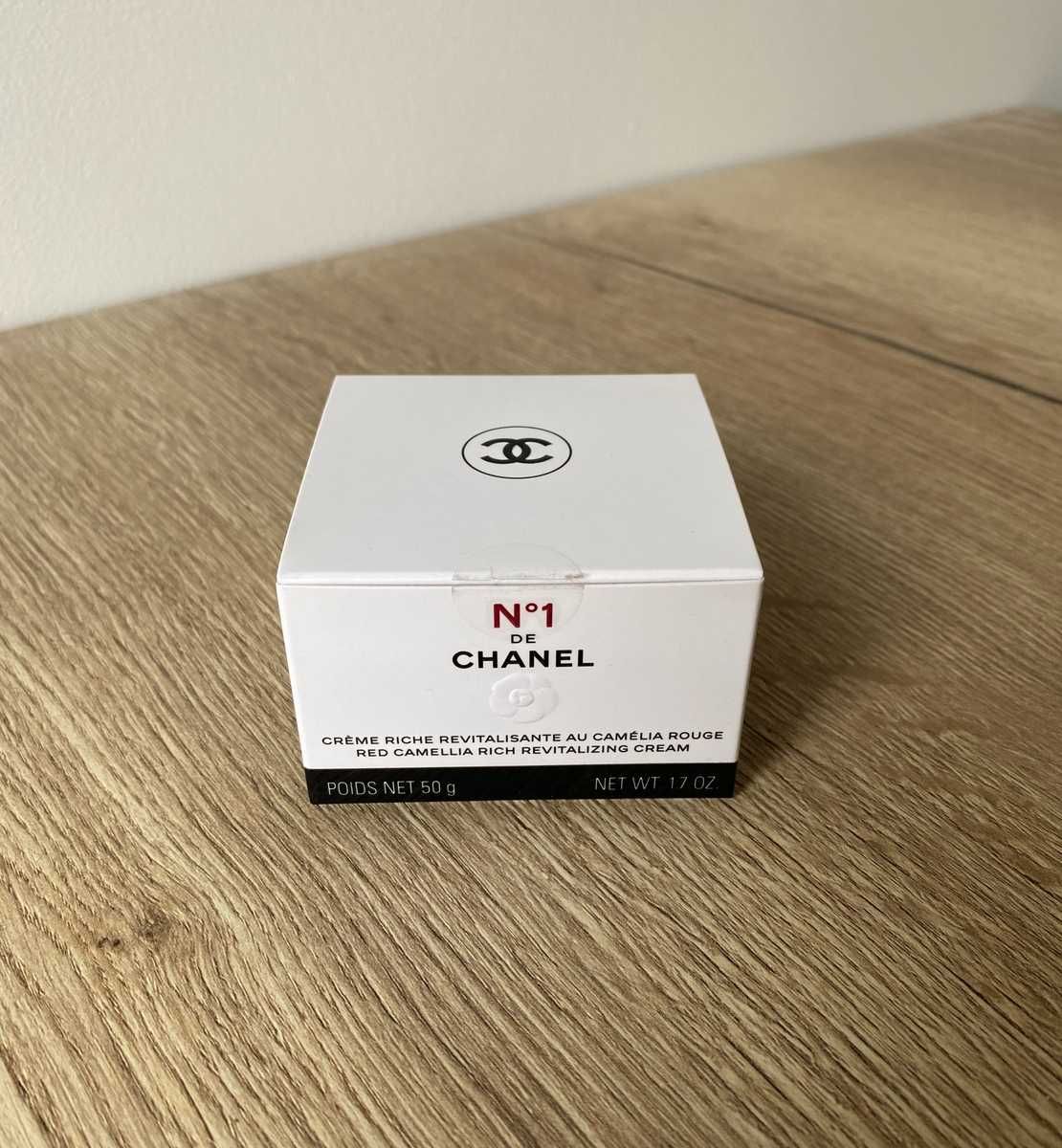 Chanel No.1 De Red Camellia Rewitalizujący krem na dzień