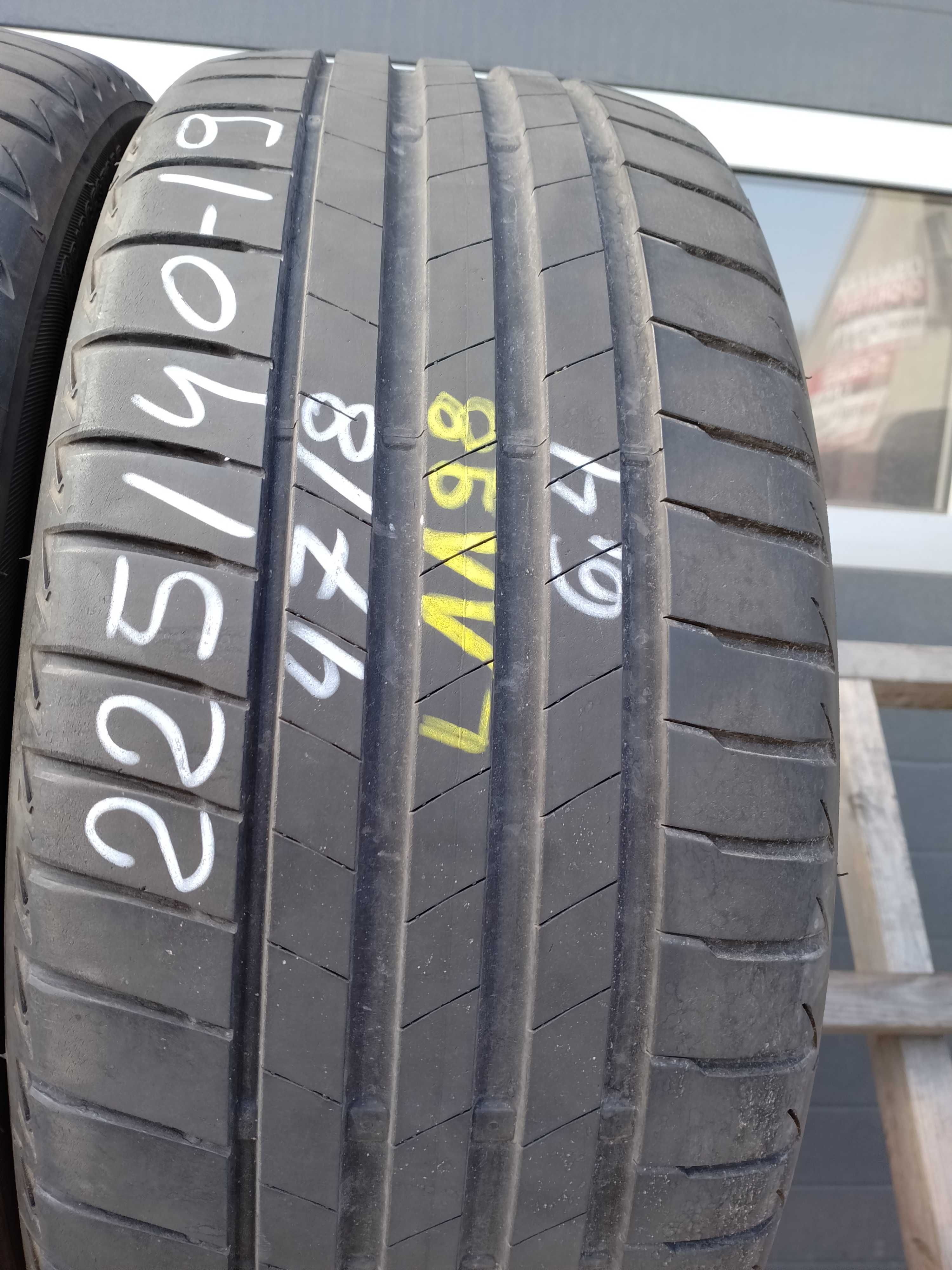 225/40 19 Bridgestone Turanza T005/ 4718 Obrzycko L1198