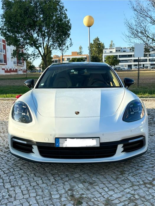 Porsche pannamera 4 e-hybrid